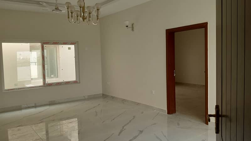 Brand New House Upper Portion 2 bedrooms , DD is available for Rent (350 Sq. Yds) 5