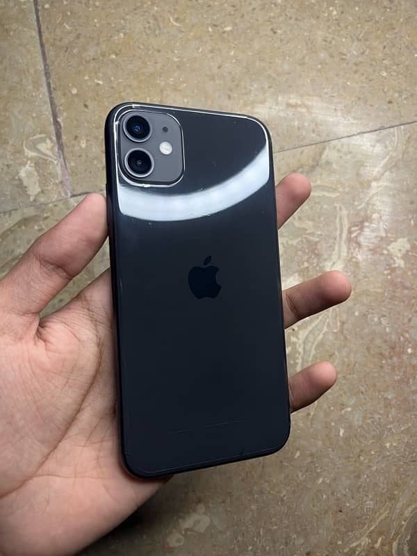 iphone 11 with box JV non PTA 5