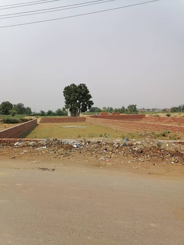 55 Marla Plot Double Side Road Big Fornt Beautiful Land For Commercial Activities And Form House 2