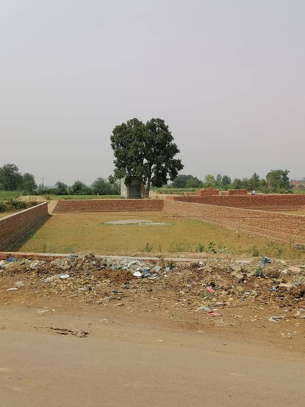 55 Marla Plot Double Side Road Big Fornt Beautiful Land For Commercial Activities And Form House 3