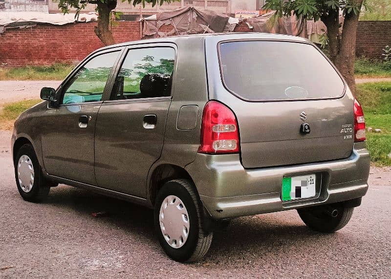 Suzuki Alto VXRi 2011 5