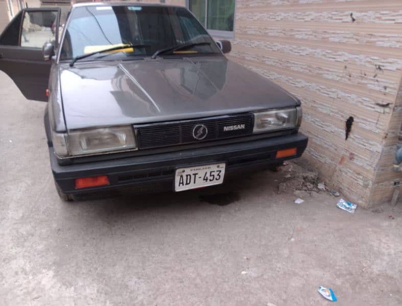 Nissan Sunny 1987 5