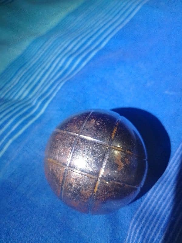 Metal Ball for Fast Bowling Practice & for Shot Put 4