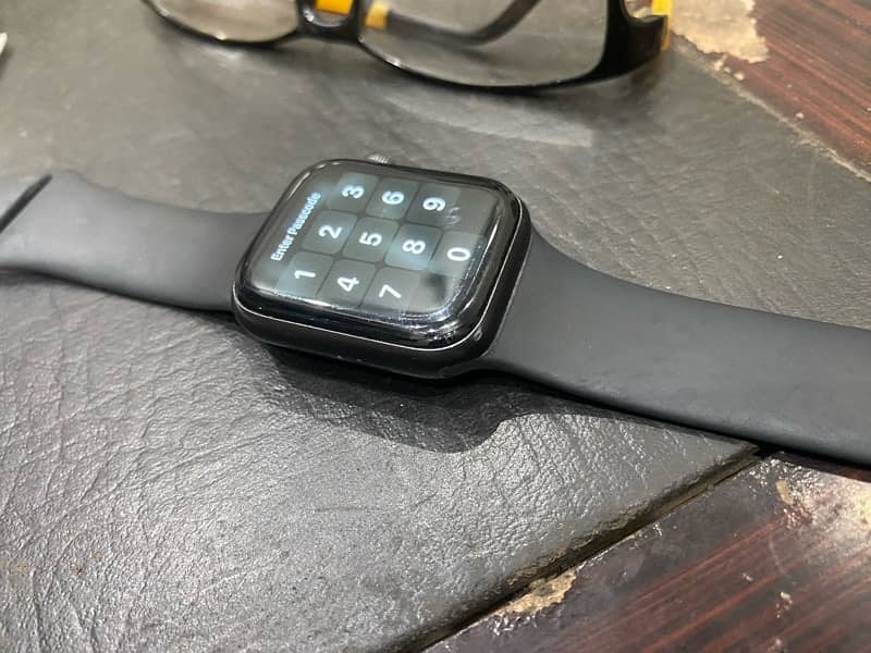 apple watch series 5 40mm 4