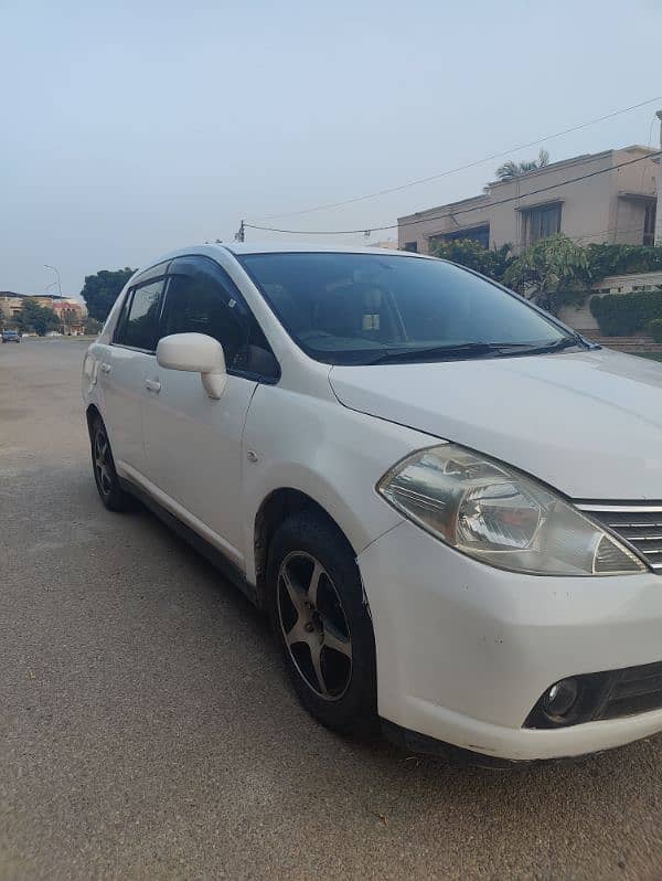 Nissan Tiida 2007 9