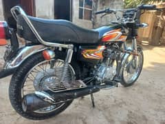 CG 125 motorcycle 0