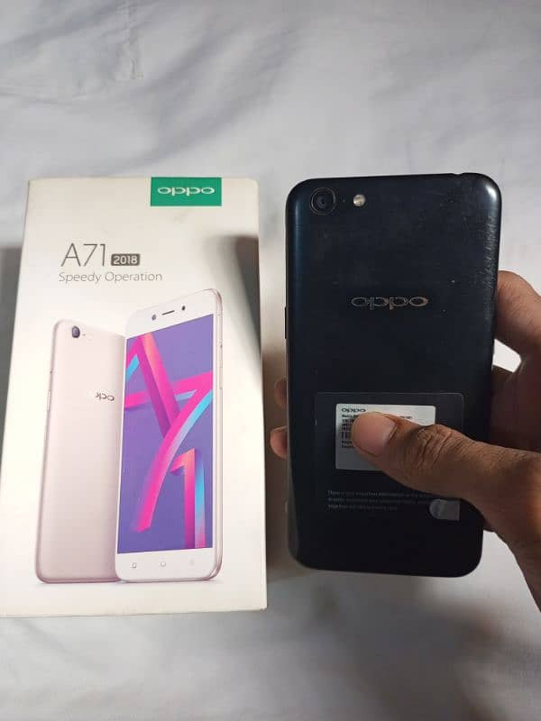 oppo A71 2/16 GB with box 10/10 condition 0