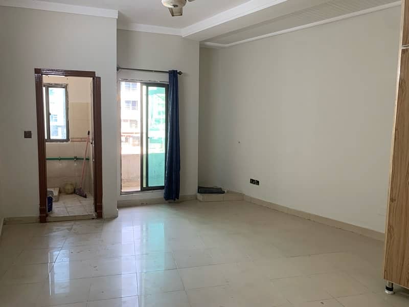 1 BED FLAT IN BAHRIA TOWN PHASE 8 ISLAMABAD NEAR BAHRIA HOSPITAL 0