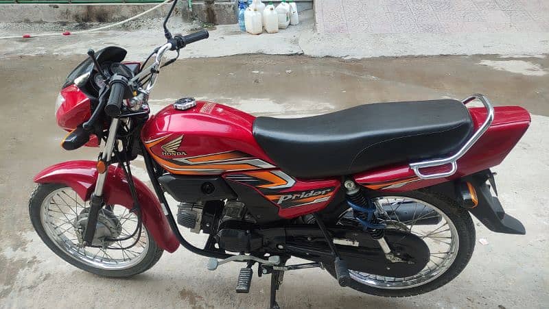 Honda pridor 100cc 0