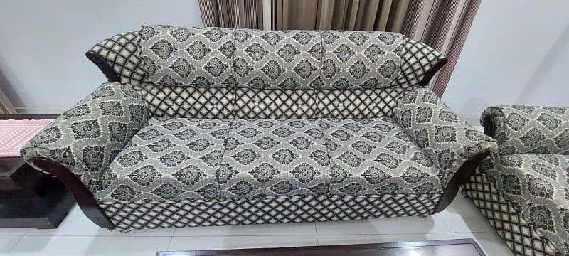 Seven Seater Sofa set (3+2+1+1) 3