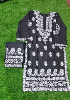 •  Fabric: Linen •  Pattern: Chikankari