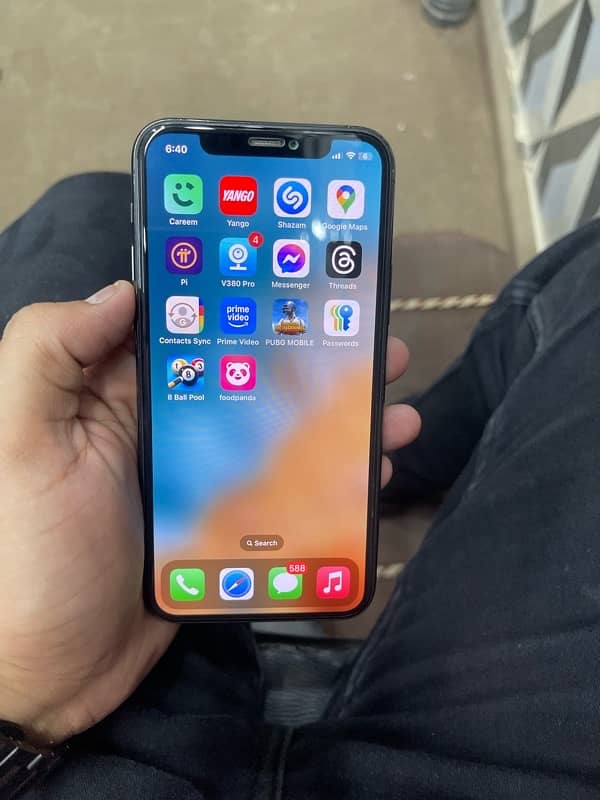 iphone 11 pro 256gb sim working 2years 5