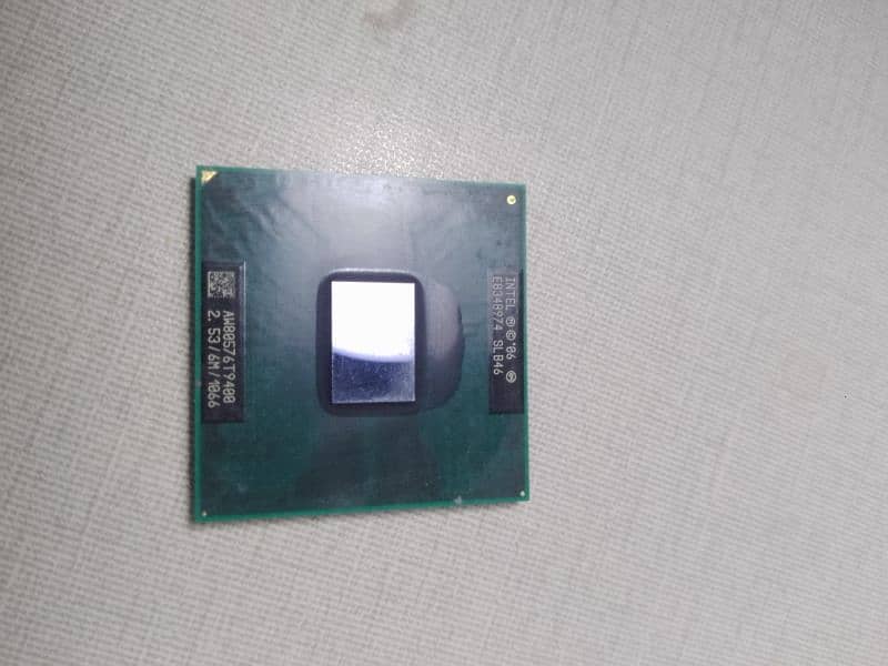 Intel Core2 Duo Processor T9400 1