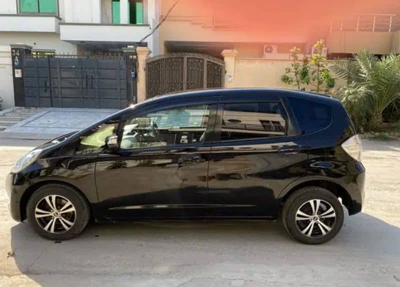 Honda Fit 2015 8