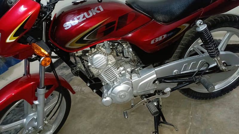 Suzuki GS 110 S Model 2023 4