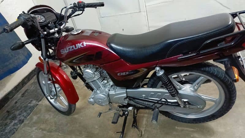 Suzuki GS 110 S Model 2023 14