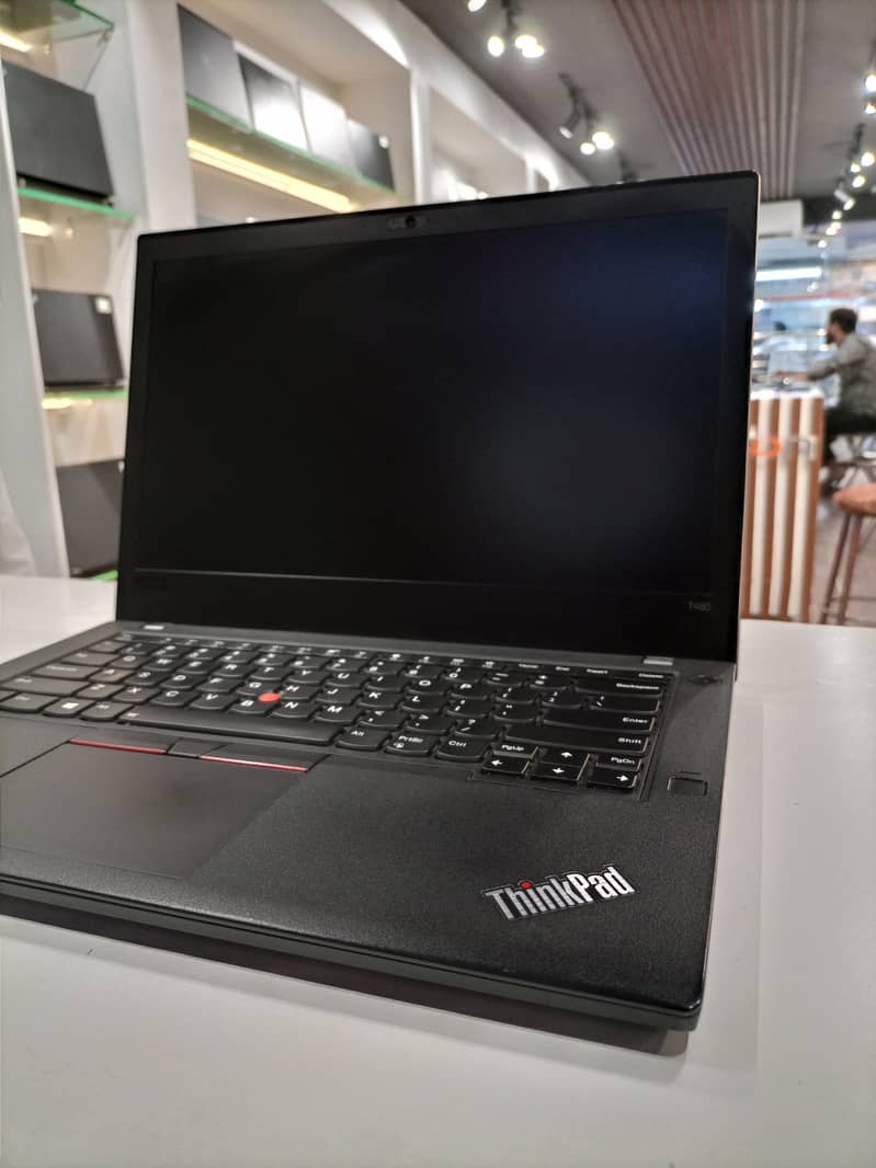 Lenovo Thinkpad T590 Intel Core i5-8365U" 8th Generation - Laptops 12