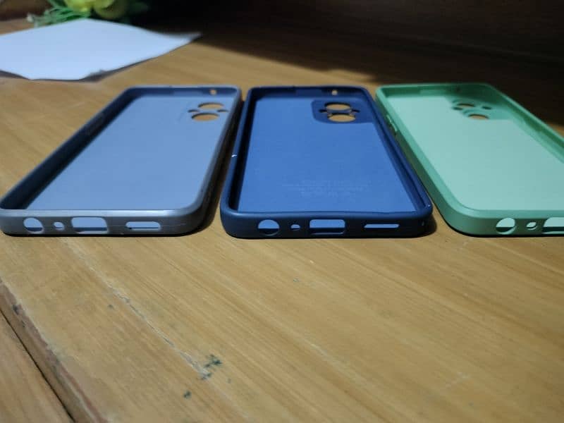 f21 pro 5g covers 3