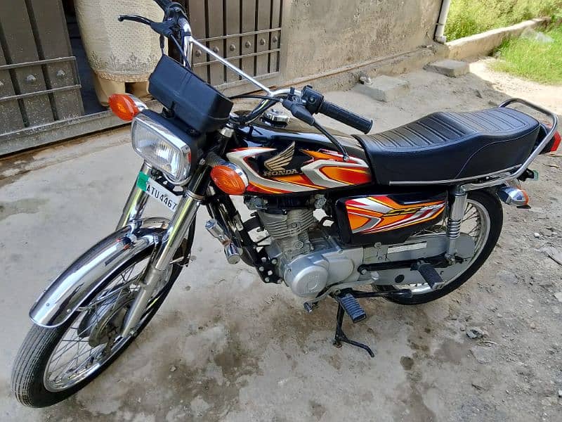 Honda 125 2022 model urgent sale 3