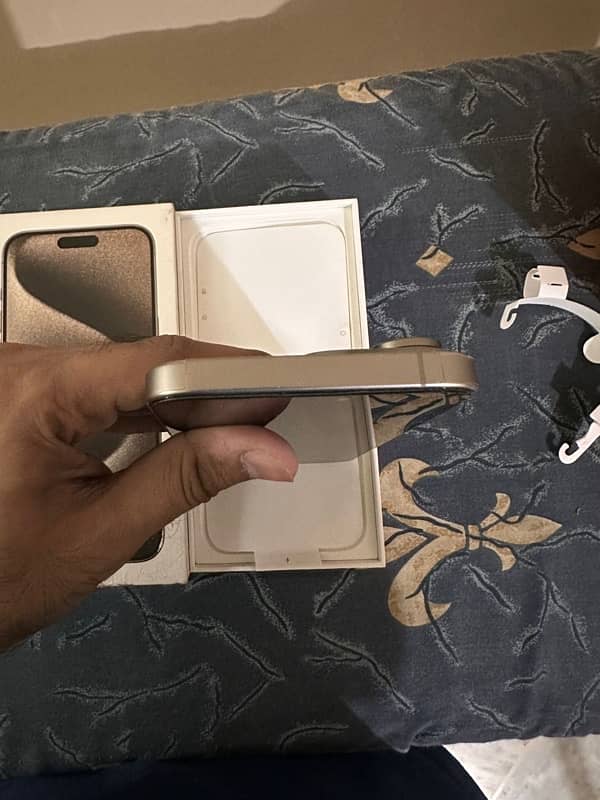 iPhone 15 Pro Max | Natural Titanium | PTA Approved | 256 GB 5