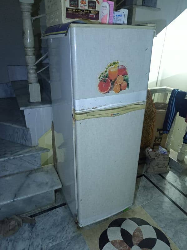 Pel Refrigerator 0