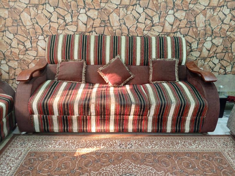 Urgent Sale 5 Set of Sofa. 0