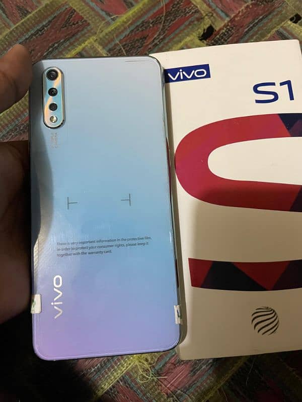 vivo s1 with box 0