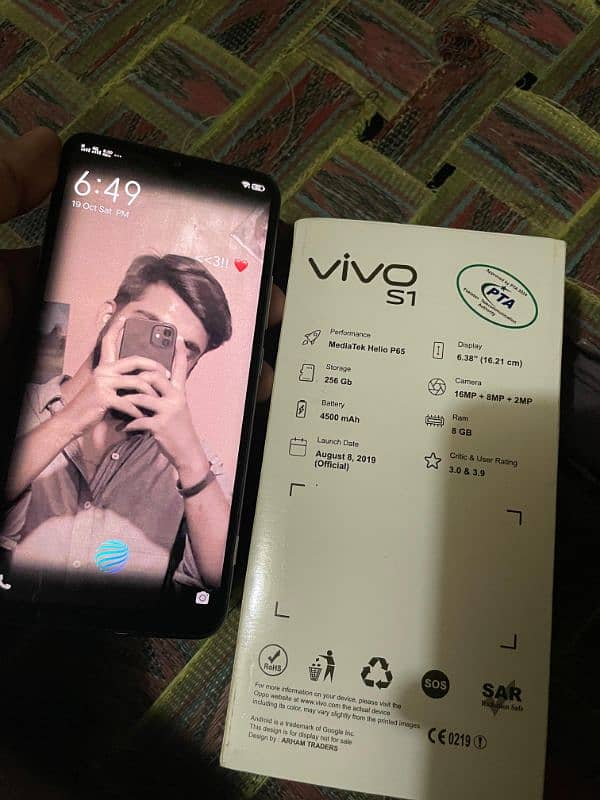 vivo s1 with box 2