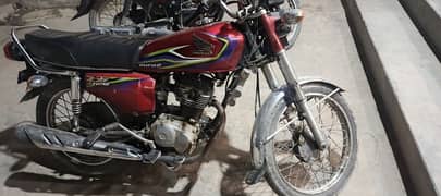 Honda 125 Red colour 0