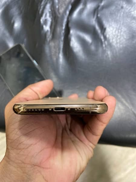 iPhone 11 Pro -256GB 3