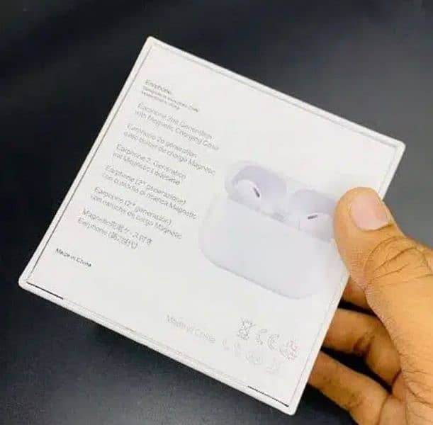 AirPods  Pro 2nd Generation with complete  box good   condition 4