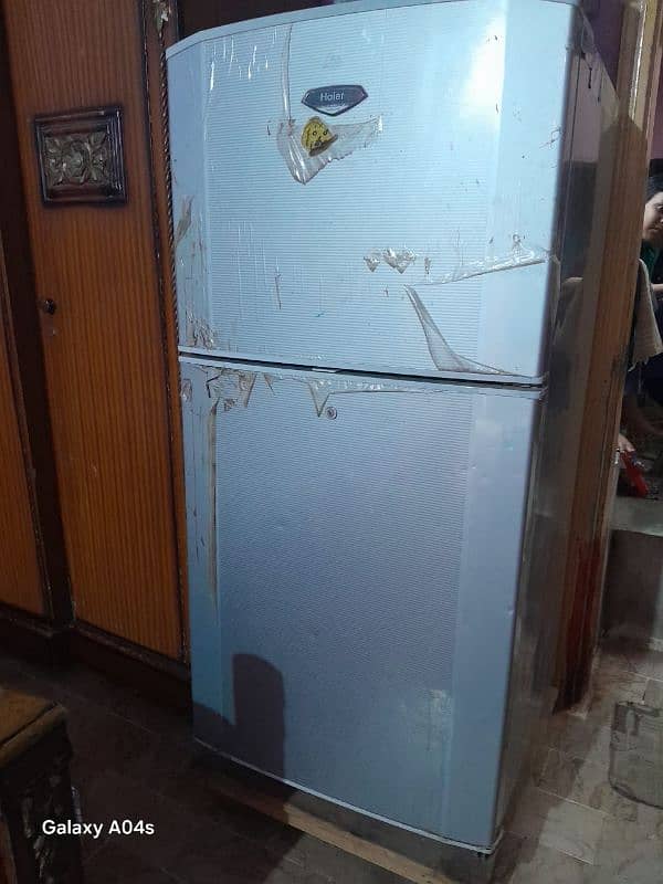 Haier fridge 2 door 2