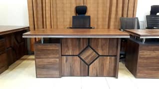 Executive office Table (3×5) Brand new