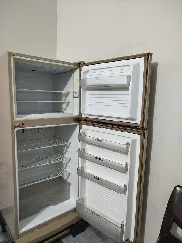 Dawnlance Refrigerator M. Size 3