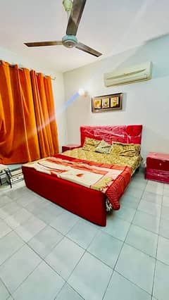 king size bed red coulour with 2 side tables for sale