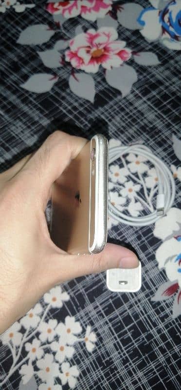 iPhone 6 32GB 3