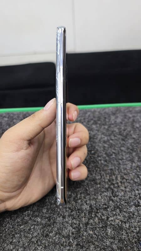 One Plus 9 Pro 8GB/128GB PTA Back Crack 4