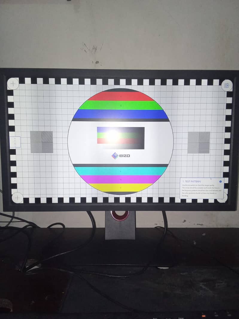 144hz Benq Monitor in good condition just like new with all accesories 9