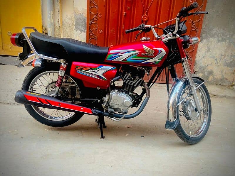 Honda 125  2023 model 4