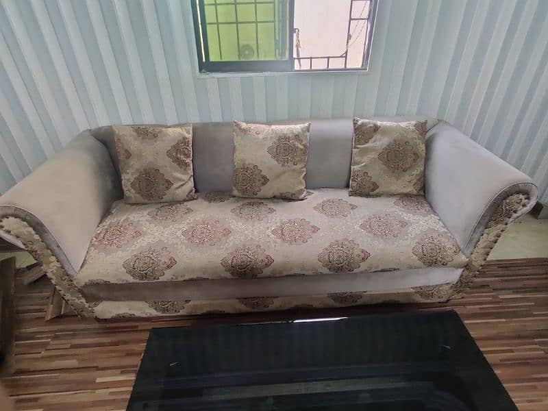 5 Seater Sofa Set 4