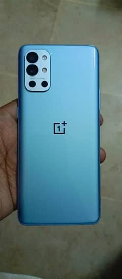 One Plus 9r in mint condition