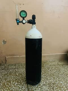 oxygen cylinder