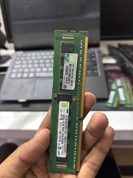 DDR3 4 sticks of 4 Gb Ram Pc3-12800 0