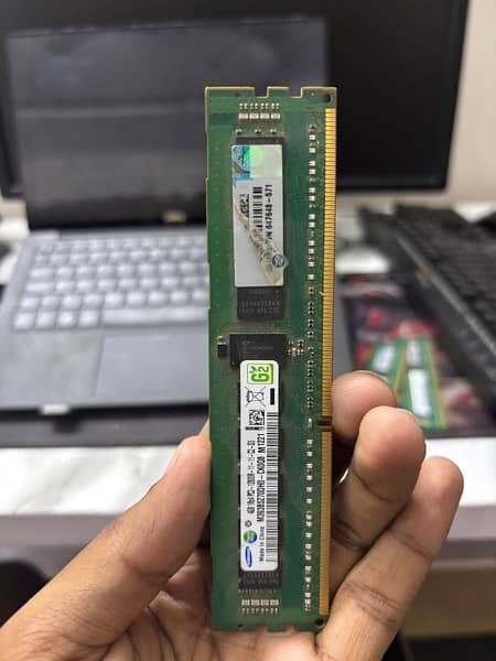 DDR3 4 sticks of 4 Gb Ram Pc3-12800 1