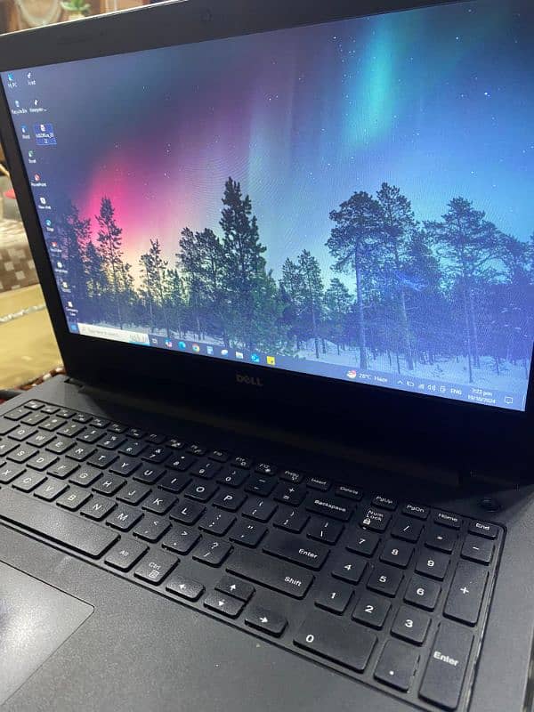 Dell Laptop with window 10 pro 64-bit i5 3