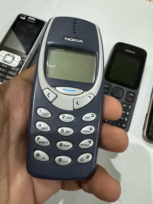 Nokia and Samsung Original keypad phones for sale 4