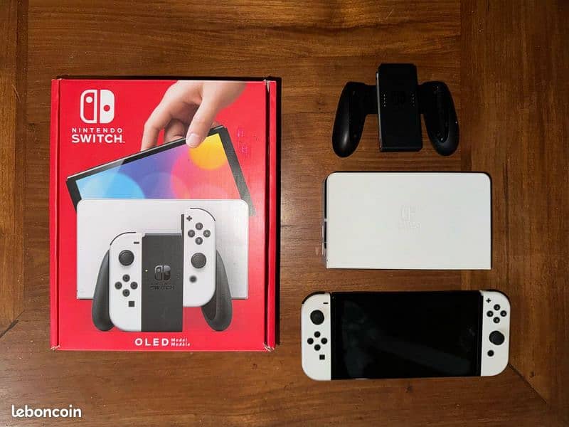 Urgent Sale!!! Nintendo Switch Oled Negotiable 3