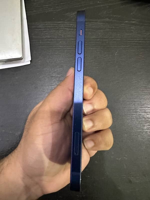 IPhone 12 128 GB Blue Color 5