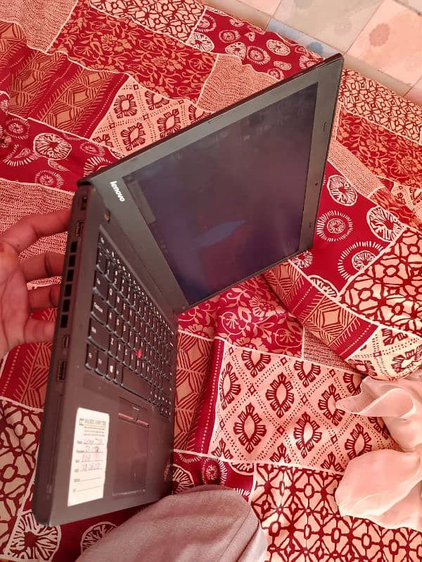 Lenovo i3 1