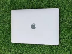 APPLE MACKBOOK Pro 2017 /256GB/  For sale WhatsApp Num #03265949331